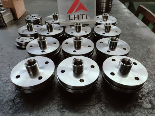 آخرین اخبار شرکت در مورد ویژگی های فلج های تیتانیوم، روش های انتخاب و تفاوت با فلج های فولاد ضد زنگ